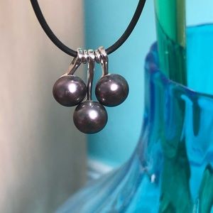 NWOT Real Black Pearl Necklace